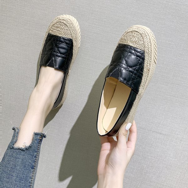 ⁦Women's Outdoor Round Toe Flats Fashion Casual Shoes⁩ - الصورة ⁦3⁩