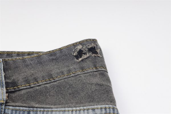 ⁦Distressed Washed Jeans Men And Women⁩ - الصورة ⁦7⁩