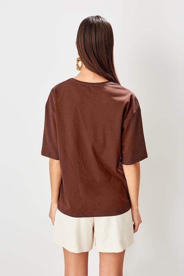 ⁦Women's cotton t-shirts brown Printed top⁩ - الصورة ⁦3⁩