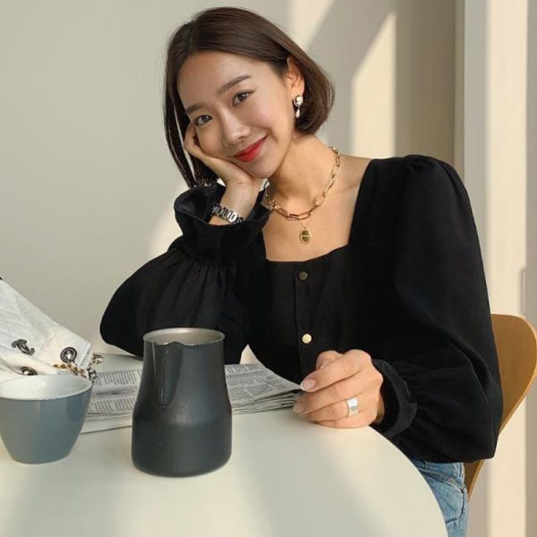 ⁦High-End Shirts With Square Collar Tops⁩ - الصورة ⁦3⁩