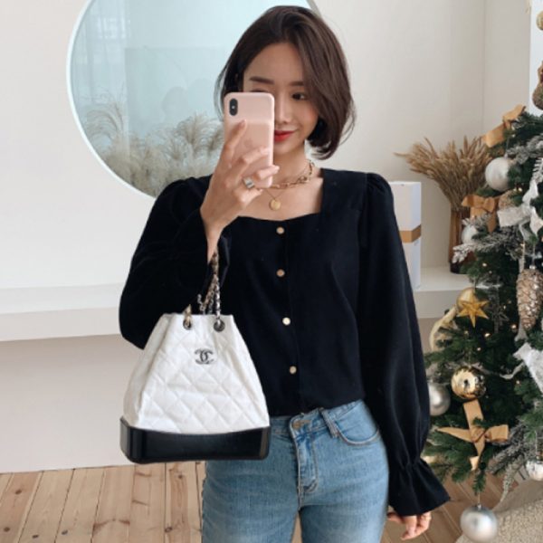 ⁦High-End Shirts With Square Collar Tops⁩ - الصورة ⁦4⁩