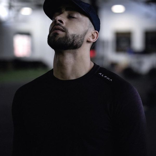 ⁦Men Long Sleeves T-Shirts Mesh Breathable Gyms Fitness Sports Clothes⁩ - الصورة ⁦4⁩