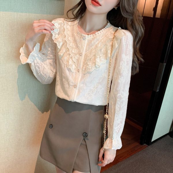 ⁦Women's Western-style Age-reducing Design Fashion Tops And Bottoming Shirts⁩ - الصورة ⁦4⁩