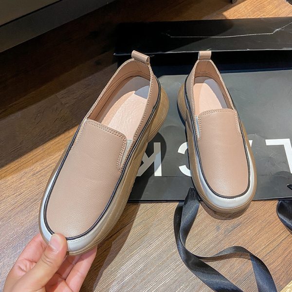 ⁦Women's Loafers Comfortable Slip-on Flats Shoes⁩ - الصورة ⁦7⁩
