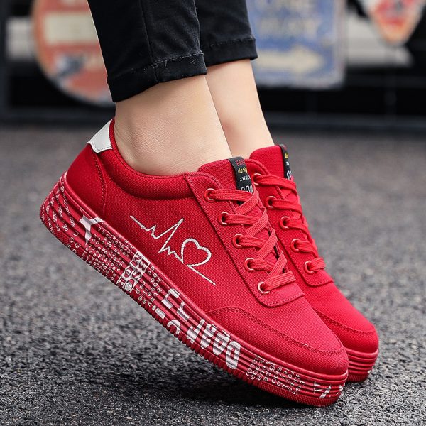 ⁦Love Print Canvas Shoes Women Men Flats Lace-up Casual Shoes Lover Sports Shoes Valentines Day⁩ - الصورة ⁦5⁩