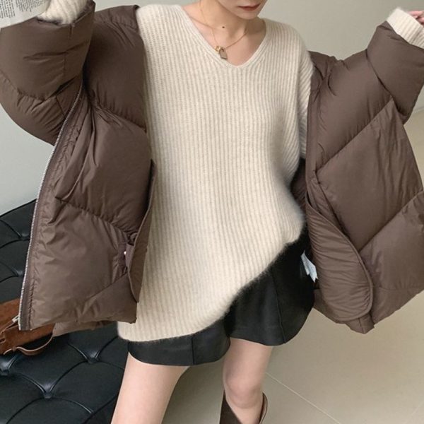 ⁦Women's Brown Lapel Winter Coat⁩ - الصورة ⁦2⁩