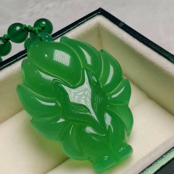 ⁦Agate Fox Pendant Chalcedony Nine Tail Fox Jade Pendant Men And Women Necklace Jade Pendant Jewelry Accessories Wholesale⁩ - الصورة ⁦2⁩
