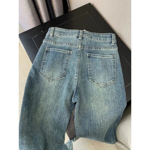 ⁦Women's Retro Blue Skinny Jeans⁩ - الصورة ⁦5⁩