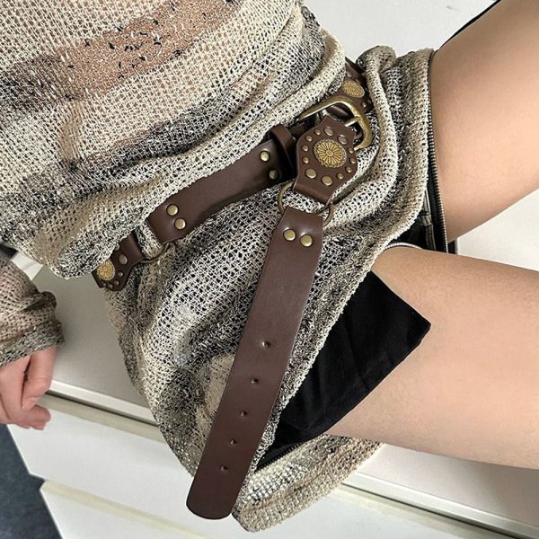 ⁦Vintage Belts For Both Men And Women With Handsome Riveted Metal Buckle Punk Hip Hop Fashion Accessories⁩ - الصورة ⁦4⁩