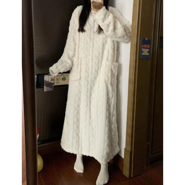 ⁦Winter Coral Fleece Sleepwear Women's Nightgown Long Night Dress Pajamas With Pockets Thickened Jacquard Dress Warm Home Clothes⁩ - الصورة ⁦6⁩