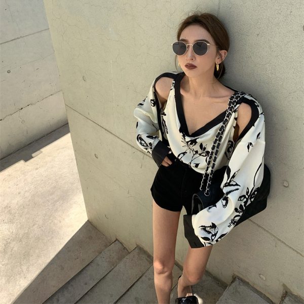 ⁦Fake Two Off-shoulder Floral Shirts For Women⁩ - الصورة ⁦3⁩