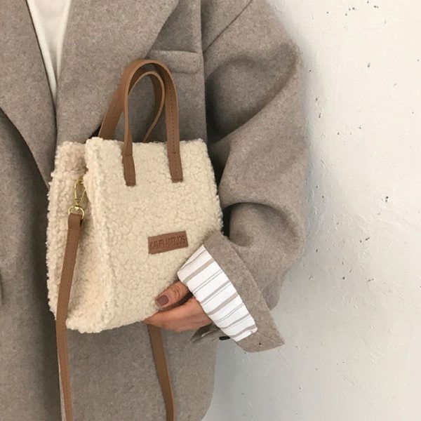 ⁦Women's Fashion Lamb Wool Crossbody Bag⁩ - الصورة ⁦3⁩