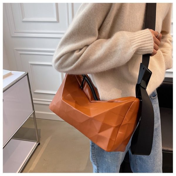 ⁦Women's Fashion Crossbody Bag Large Capacity⁩ - الصورة ⁦2⁩