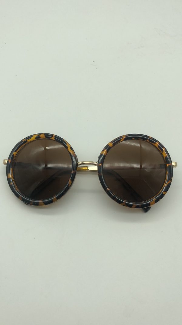 ⁦Big round sunglasses⁩ - الصورة ⁦9⁩
