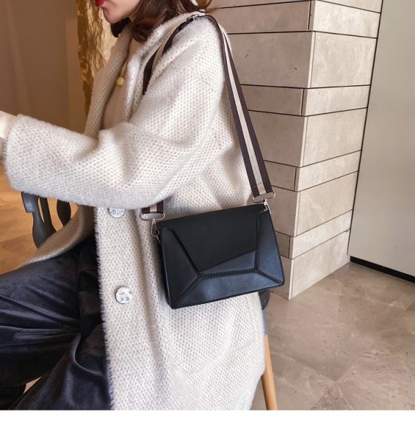⁦Women's shoulder bag fashion leather bag⁩ - الصورة ⁦3⁩