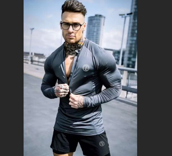 ⁦Zipper Neck Fitness Shirts Men Black Long Sleeve GYM Sport Tshirt⁩ - الصورة ⁦2⁩