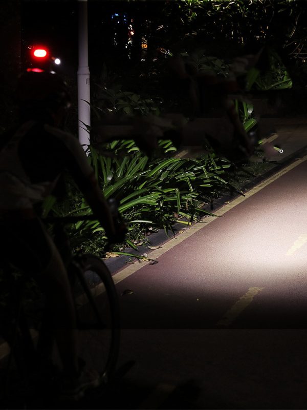 ⁦Bicycle Headlight Usb Rechargeable Mountain Bike Electric Car Light⁩ - الصورة ⁦6⁩