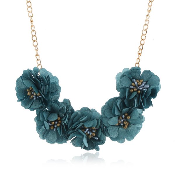 ⁦Temperament Fabric Flower Necklace Women's Clothing Accessories⁩ - الصورة ⁦3⁩