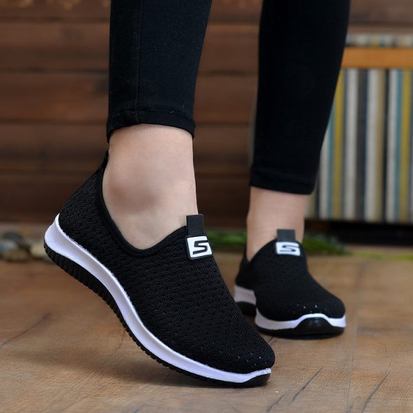 ⁦One-step Real Fly Woven Hollow Women's Net Shoes Fashion⁩ - الصورة ⁦3⁩