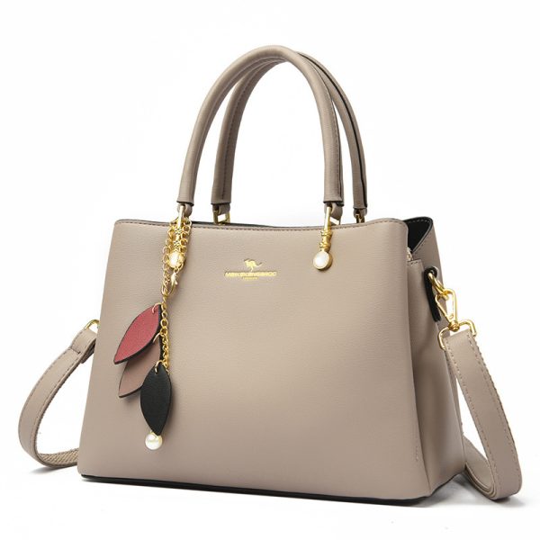 ⁦Women's Large Capacity Fashion Shoulder Bag⁩ - الصورة ⁦4⁩