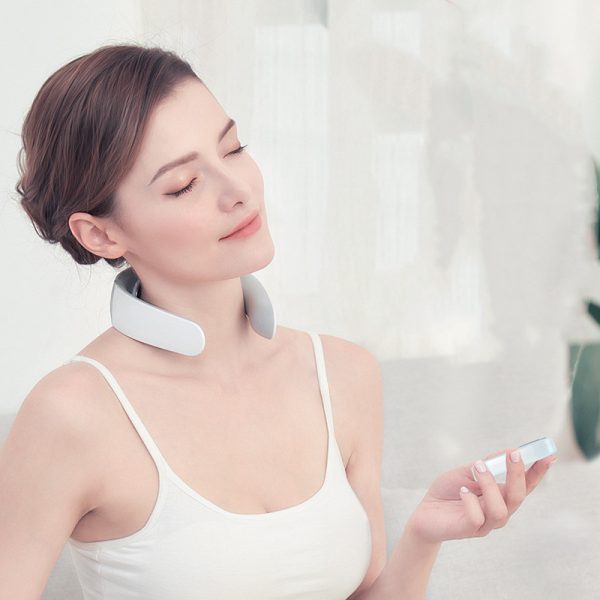 ⁦Voice control neck protector⁩ - الصورة ⁦2⁩