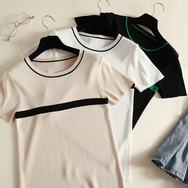 ⁦Women's short sleeve T-shirts⁩ - الصورة ⁦5⁩