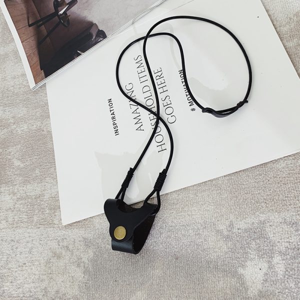 ⁦Sunglasses lanyard glasses hanging neck leather glasses leather clip⁩ - الصورة ⁦2⁩