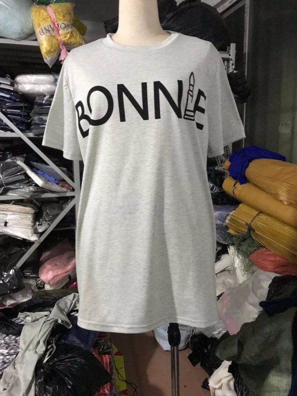 ⁦Customized T-shirts For Men And Women⁩ - الصورة ⁦6⁩