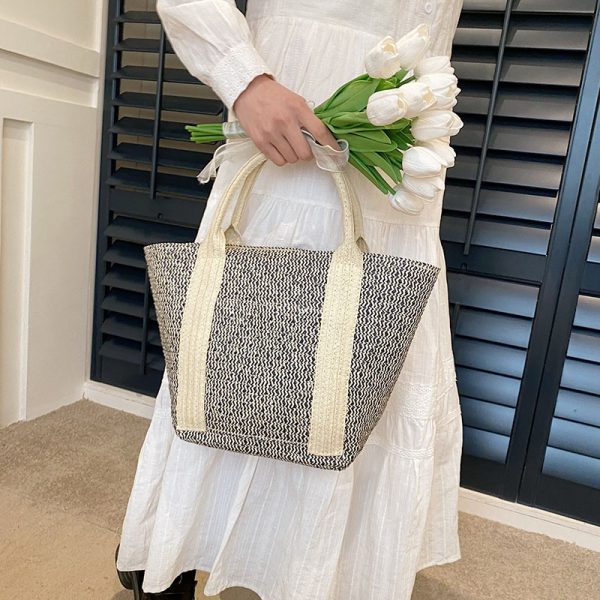 ⁦Women's Simple Fashion Versatile Handbag Straw⁩ - الصورة ⁦6⁩