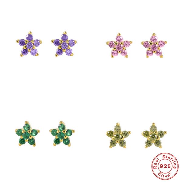 ⁦Color Diamond Snowflake Fashion Trending Earrings⁩ - الصورة ⁦3⁩