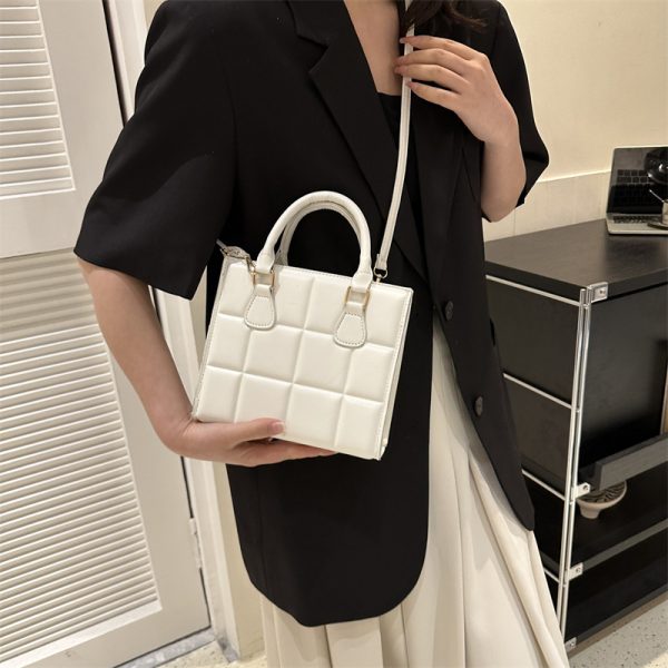 ⁦Women's Fashion Casual Shoulder Bag⁩ - الصورة ⁦3⁩