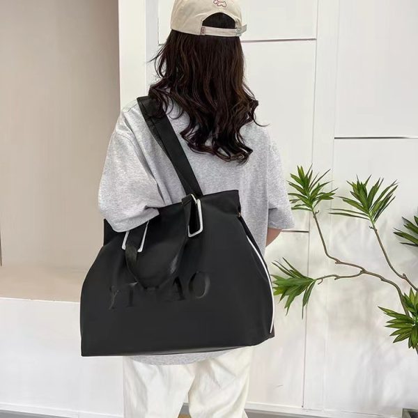 ⁦Women's Large-capacity Fashion Design Bag⁩ - الصورة ⁦2⁩