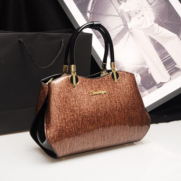 ⁦Simple fashion handbag⁩ - الصورة ⁦3⁩