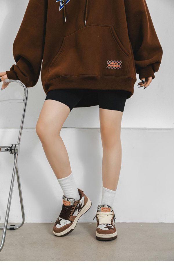 ⁦Brown Star Retro Board Shoes For Men⁩ - الصورة ⁦3⁩