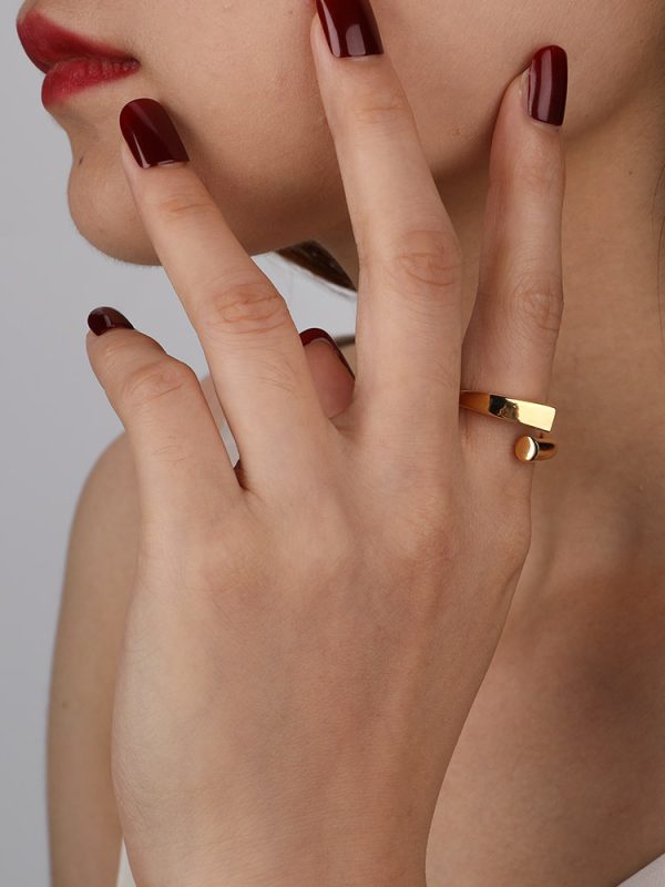 ⁦Love Heart-shaped Creative Ring Fashion Trending Jewelry⁩ - الصورة ⁦4⁩