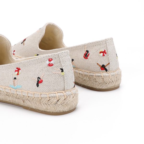 ⁦Summer graffiti canvas shoes⁩ - الصورة ⁦4⁩