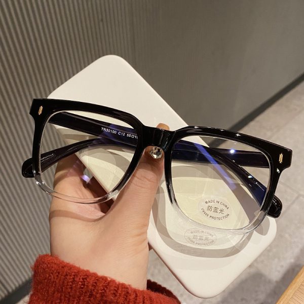 ⁦Retro Black Frame Matte Big Rim Round Face Slimming Optical Glasses Anti-blue Light Female⁩ - الصورة ⁦6⁩