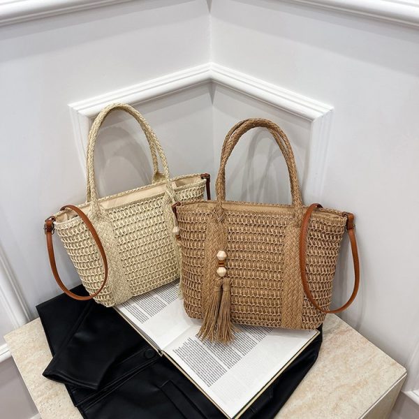 New Women's Portable Shoulder Crossbody Straw Bag Large Capacity