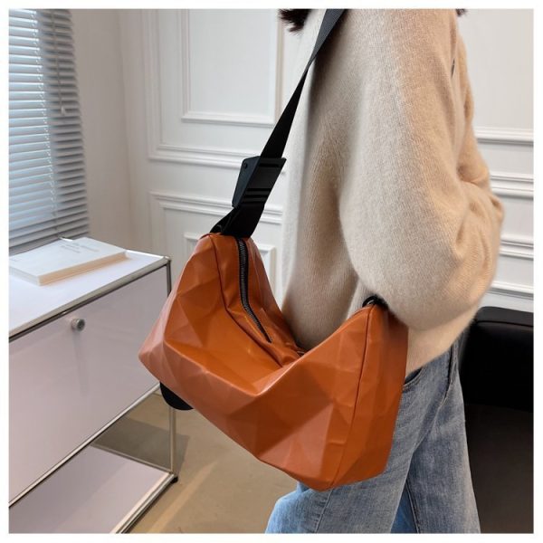 ⁦Women's Fashion Crossbody Bag Large Capacity⁩ - الصورة ⁦5⁩