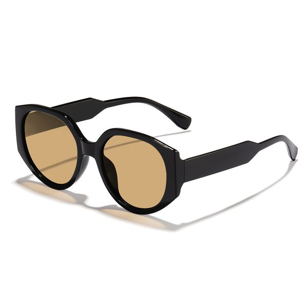 ⁦Sun-resistant Sunglasses Outdoor Wear Essential⁩ - الصورة ⁦4⁩