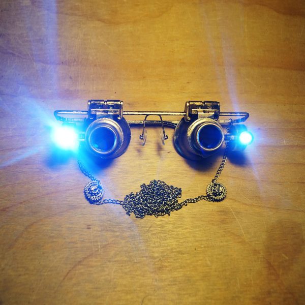 ⁦Bronze Retro Microscope Glasses With Light⁩ - الصورة ⁦4⁩
