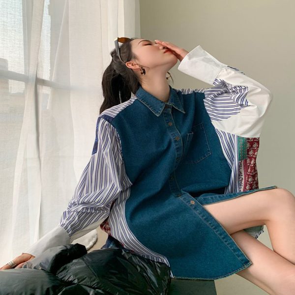 ⁦Women's Denim Patchwork Pattern Shirt Dress Loose Korean Style⁩ - الصورة ⁦3⁩
