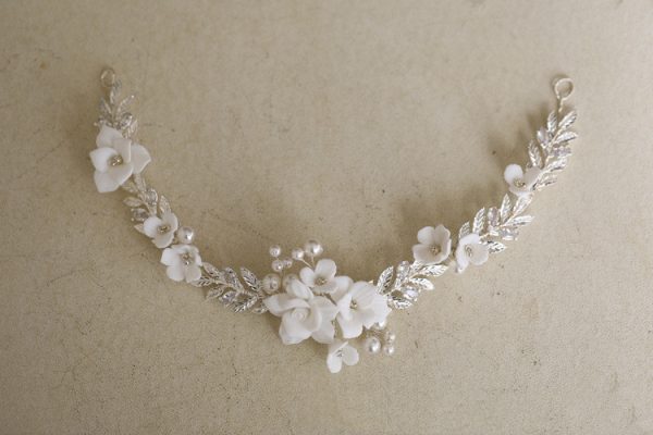 ⁦INS Simple Silver Ceramic Flower Hair Accessories⁩ - الصورة ⁦4⁩