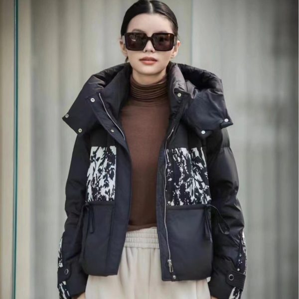 ⁦2 Korean Style Loose Lapel Hooded Short Stitching Down Jacket⁩ - الصورة ⁦3⁩