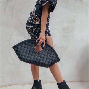 Women's Fashion Personality Temperament Woven Handbag