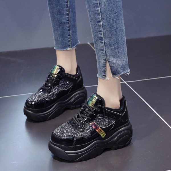 ⁦Student Patent Leather Fashion Sneakers Trend⁩ - الصورة ⁦5⁩