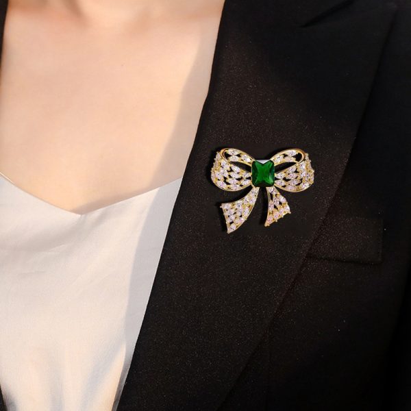 ⁦Zircon Bow Brooch Simple Sweater Corsage Accessories⁩ - الصورة ⁦4⁩