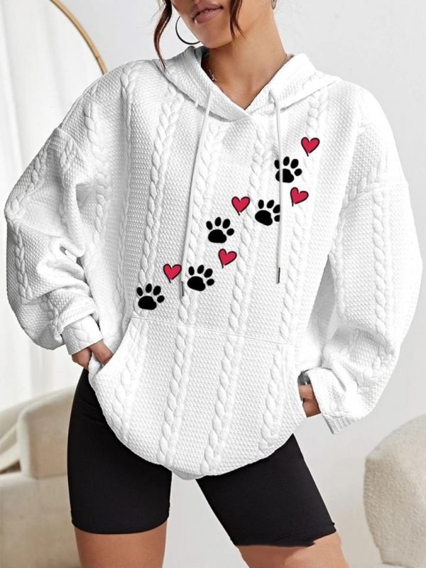 ⁦Women's Small Dog Paw Prints Heart Printing Twisted Hoodie⁩ - الصورة ⁦3⁩