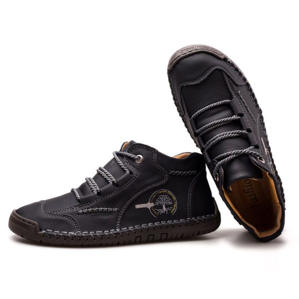 ⁦Vintage hand-stitched leather shoes⁩ - الصورة ⁦2⁩