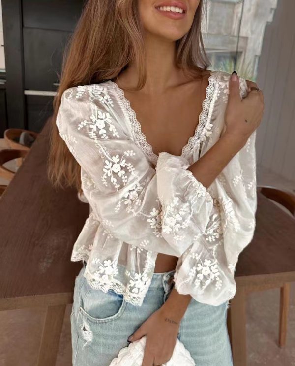 ⁦Women's U-neck Loose Embroidered Long-sleeved Shirt⁩ - الصورة ⁦6⁩